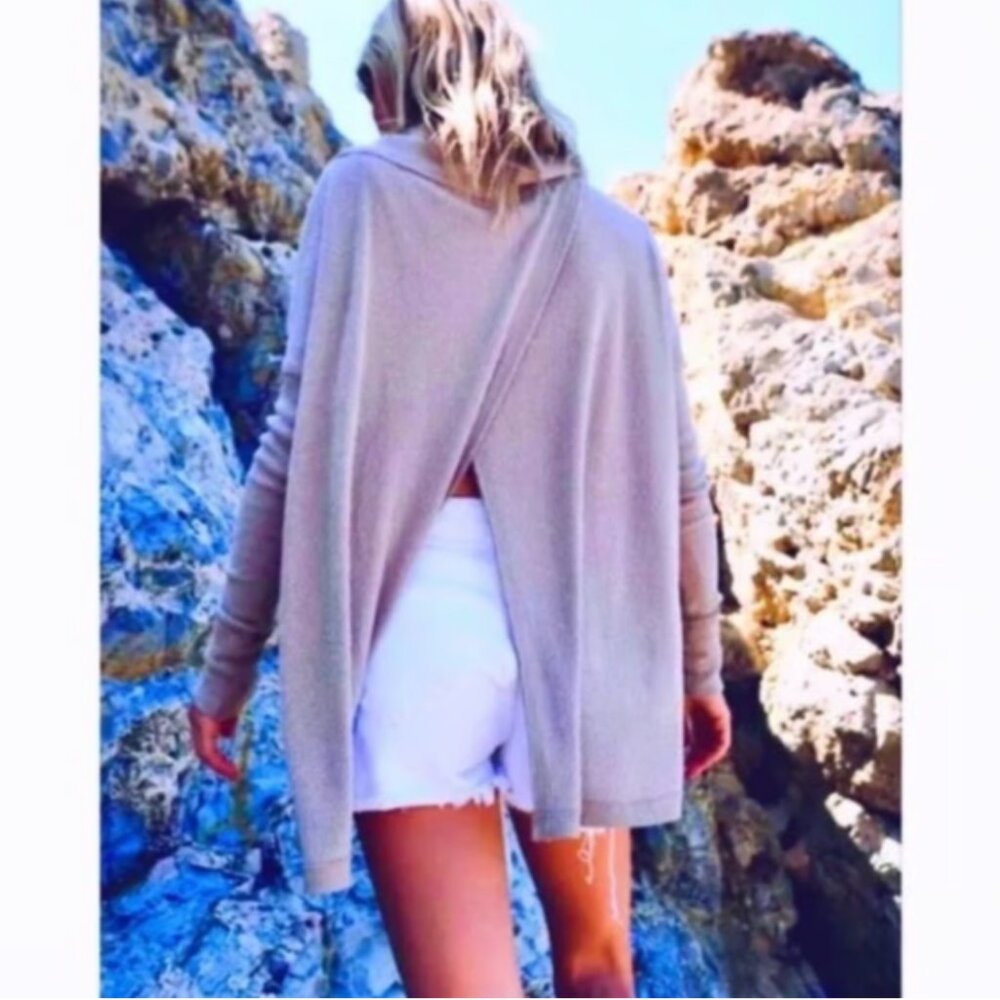 Free People - Ribbed split back sweater